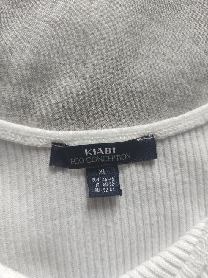 Tee shirt blanc - photo numéro 2