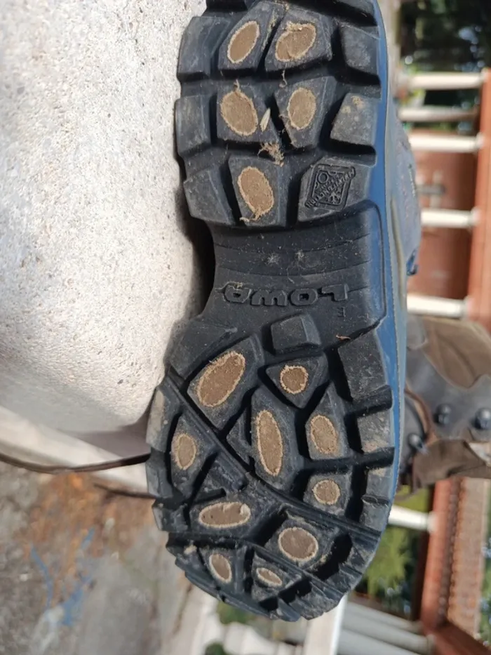 Chaussures de randonnée T41 - photo numéro 2