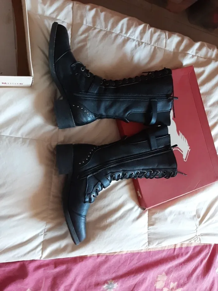 Bottes mi-mollet taille S mustang pointure 40 - photo numéro 4