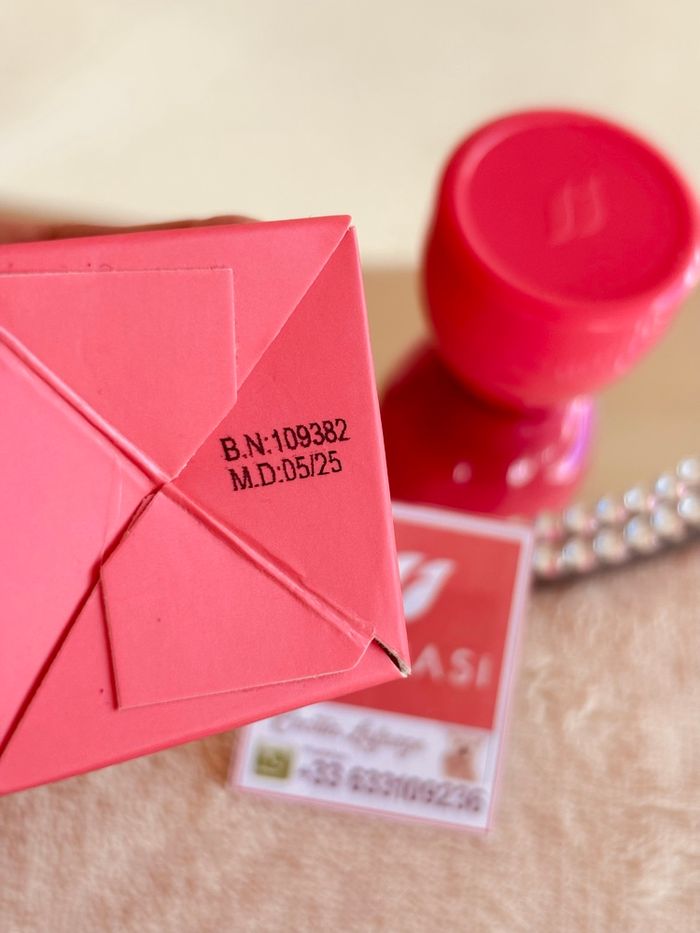 Balm Fruits Rouges Perfecting Farmasi - photo numéro 3