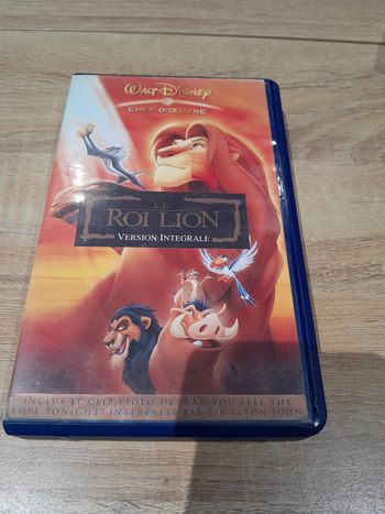 VHS Le Roi Lion version intégrale chef d'œuvre walt disney.