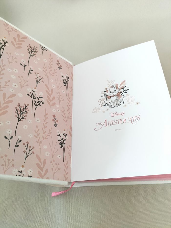 🤍 Notebook A5 Marie pelucheux - Aristochats - Disney - Neuf 🤍 - photo numéro 3