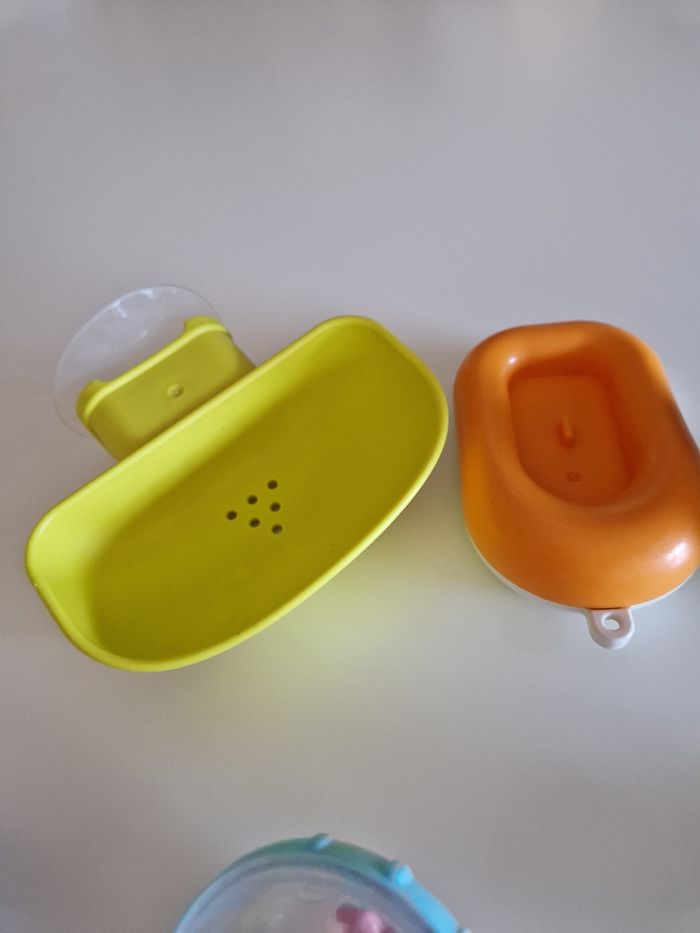 Lot de jouets pour le bain de bébé - photo numéro 8