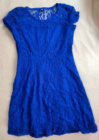 Robe dentelle 