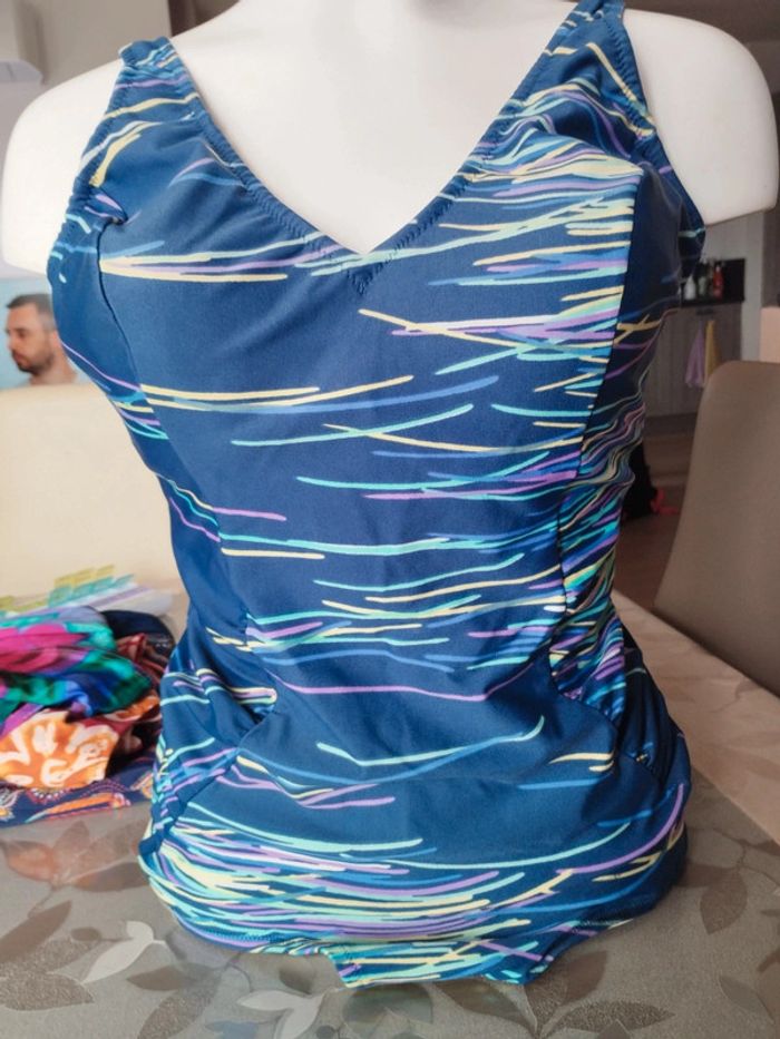 Maillot de bain taille 46 avec coque - photo numéro 2