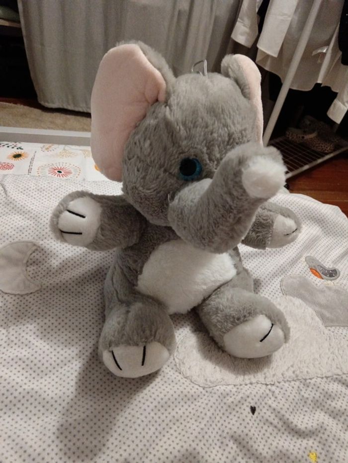 Peluche éléphant - photo numéro 2