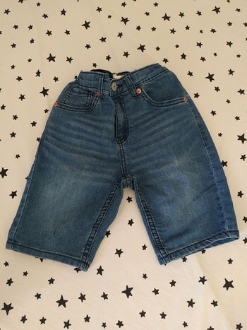 Short en jean Levi's taille 8 ans