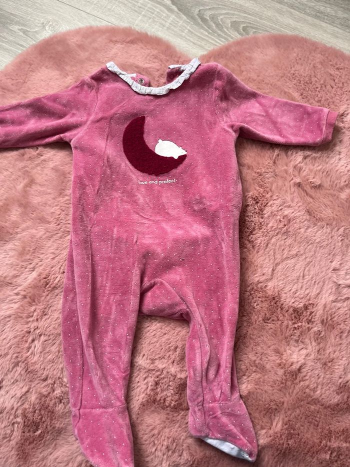 Lot 4 pyjamas 1 pièce velours bébé fille 9 mois - photo numéro 9