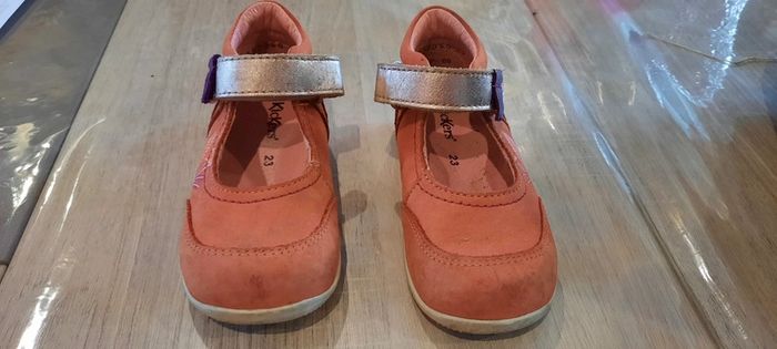 Chaussures filles kicker's taille 23