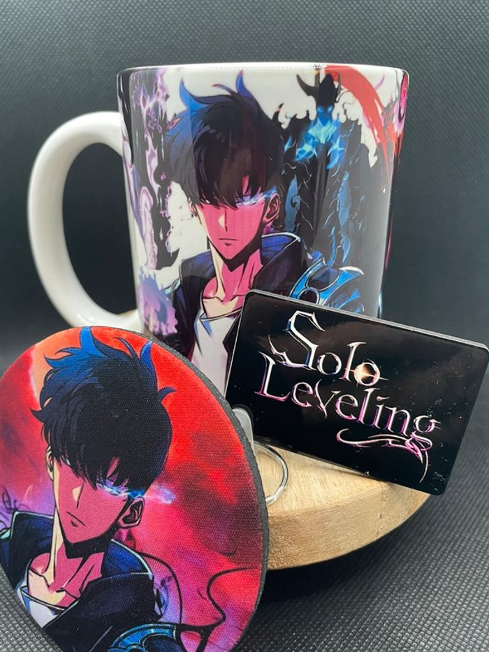 Coffret mug Solo Leveling / mug + sous tasse + porte clé - photo numéro 2