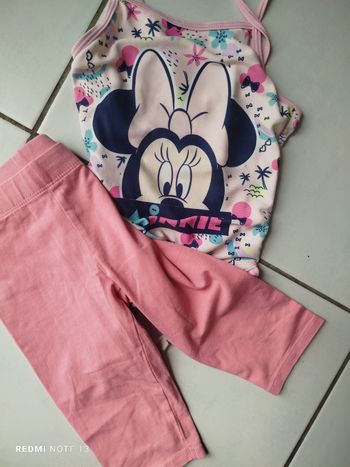 #kytie4ansfille. Ensemble maillot de bain 1 pièce et 1 legging taille 4 ans 