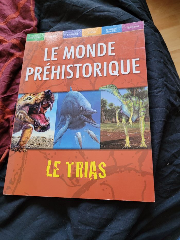 Le monde prehistorique le trias