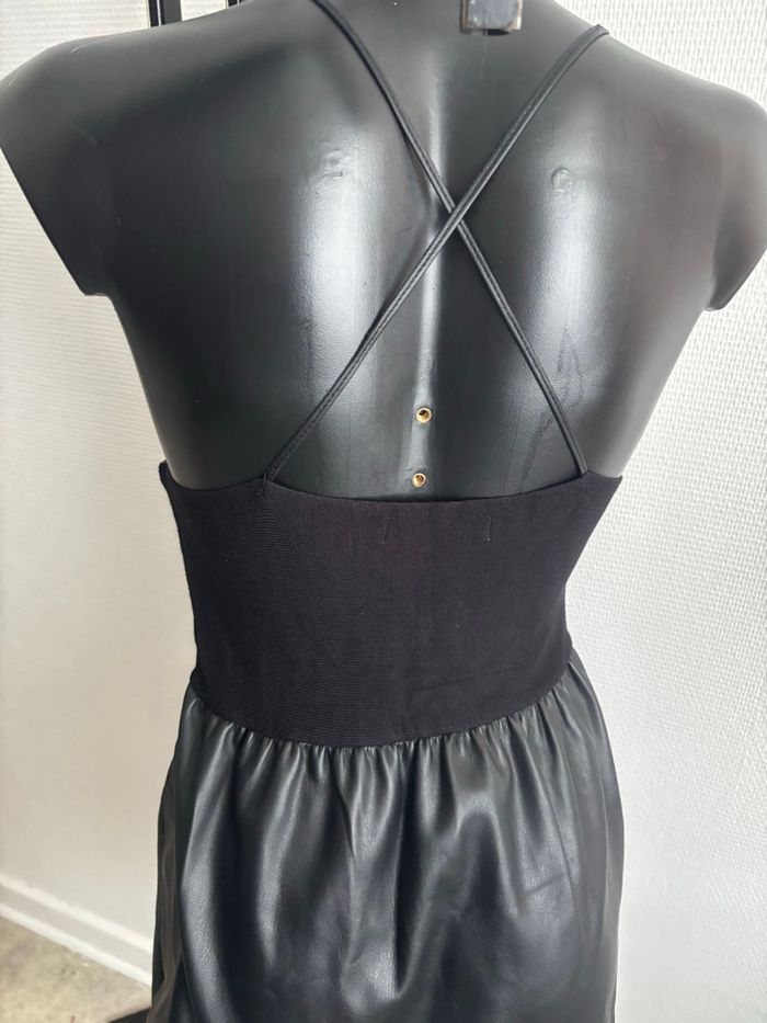 Robe sexy similicuir Zara neuve - photo numéro 2