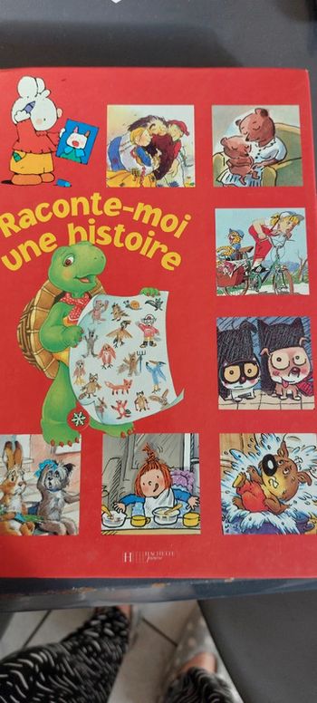 Gros livre d'histoires