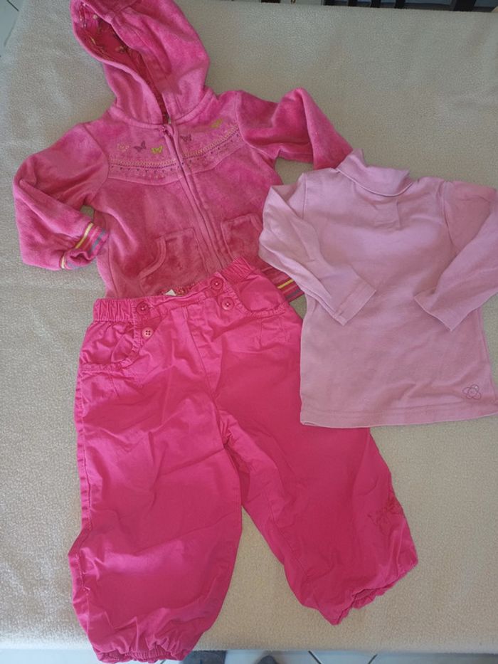 Superbe ensemble 12 mois fille