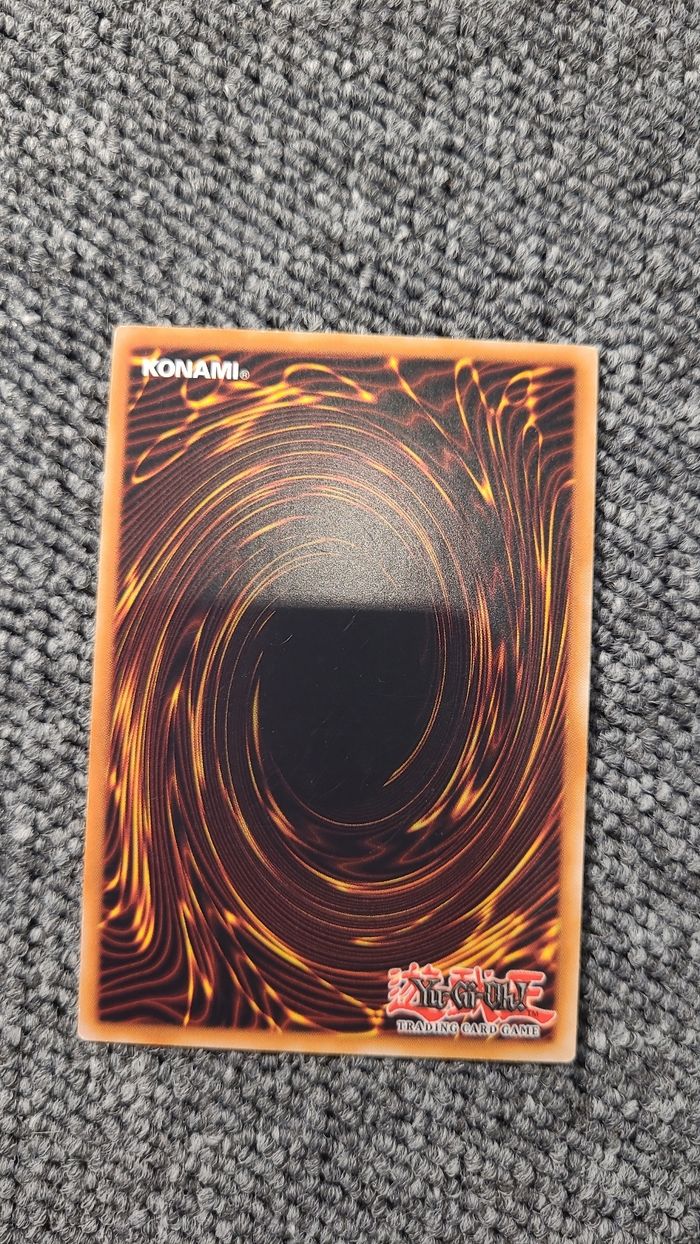 Carte yu gi oh  - Guerrier aux 7 épées  - 1996 - photo numéro 2