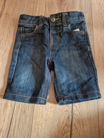 Short jeans