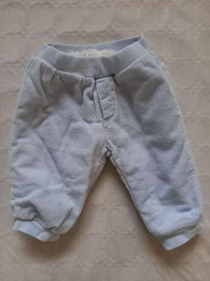 Pantalon velours bleu ciel 3-6 mois Bebetto