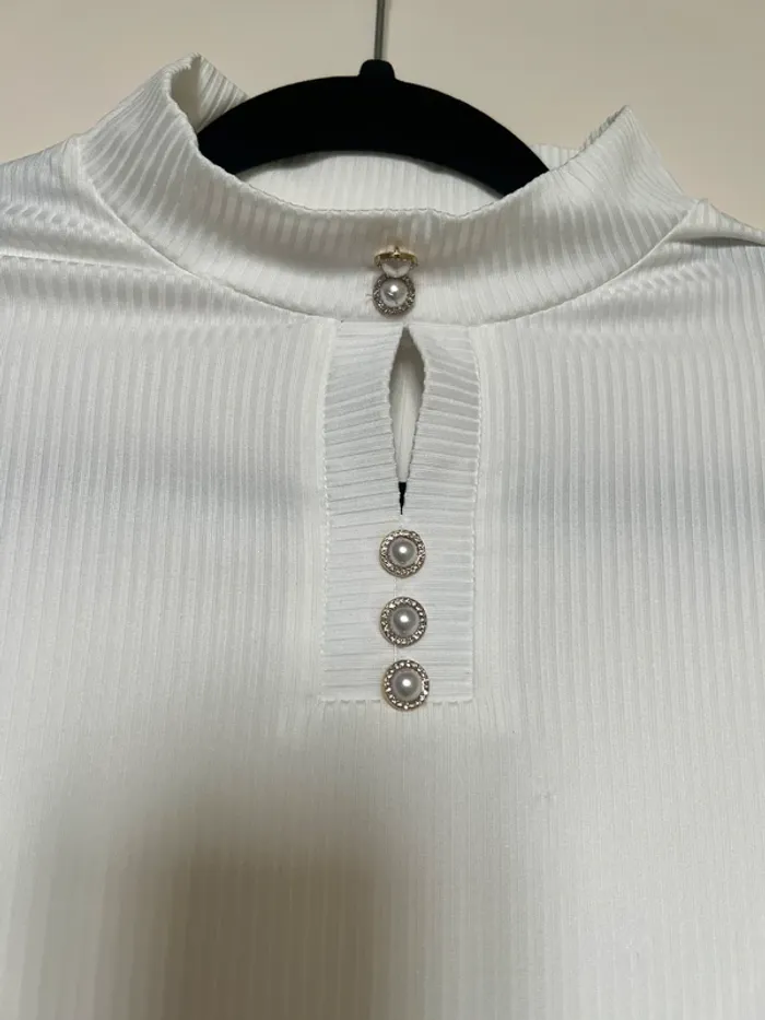 T-shirt T36 Neuf 🤍 - photo numéro 2