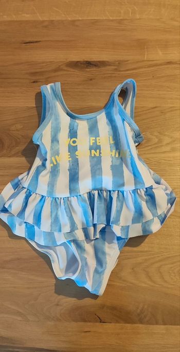 Maillot de bain à volants bébé fille Primark 9-12mois