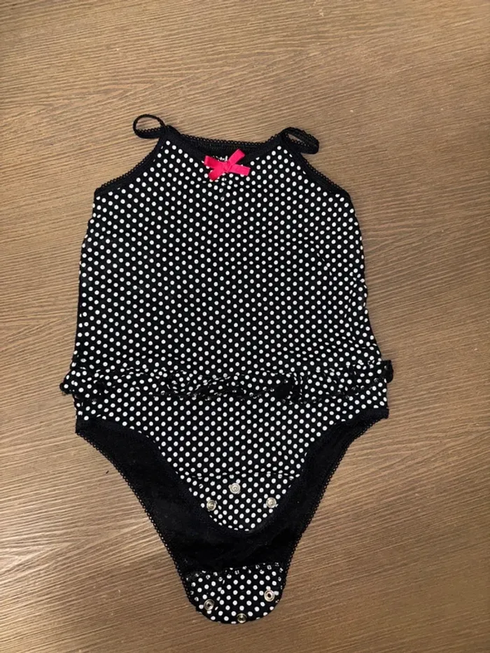 Body bretelles à pois bébé