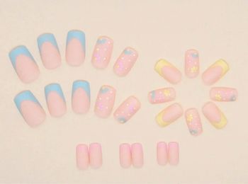 Press on nails