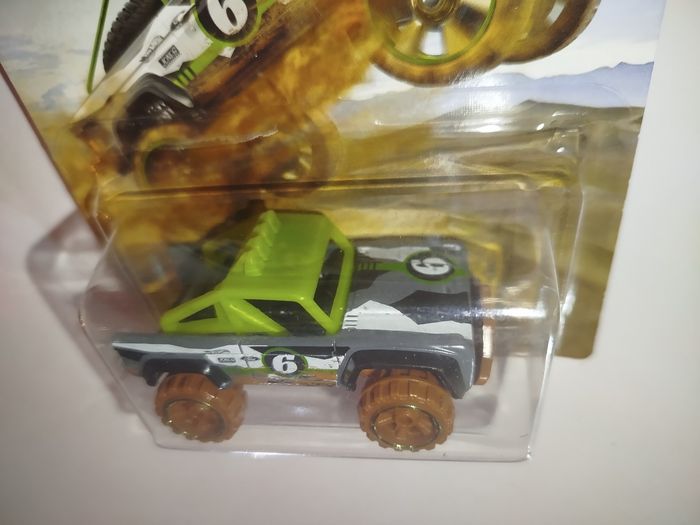 Hot Wheels Custom Ford Bronco Série Off Road Trucks 2019 - photo numéro 4