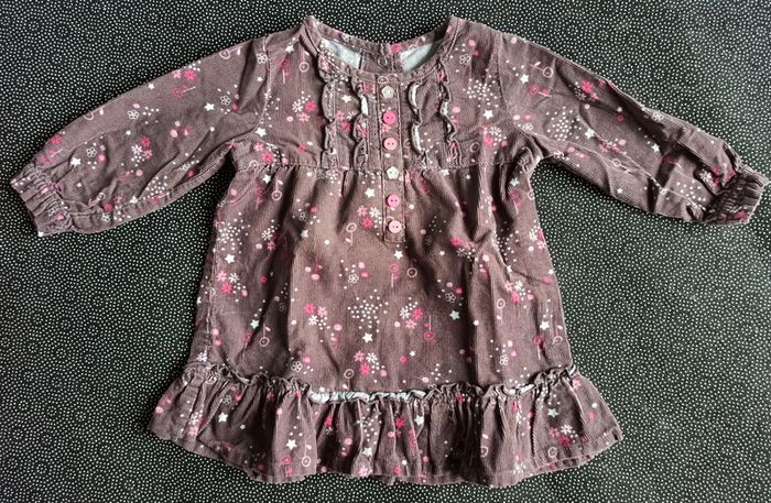Robe bébé de la marque Gémo, taille 6 mois , en excellent état