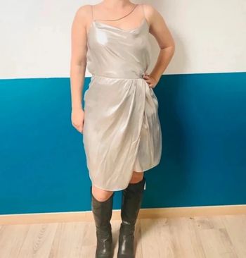 Robe brillante taille 34 H&M