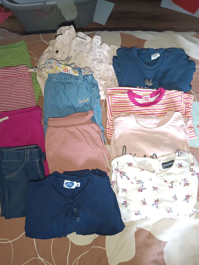Lot vêtements bébé fille