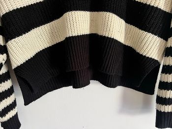 Pull rayé écru / noir