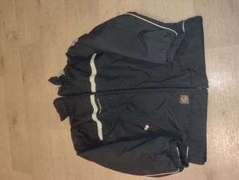 Manteau veste chaud Quechua taille 8 ans - excellent état