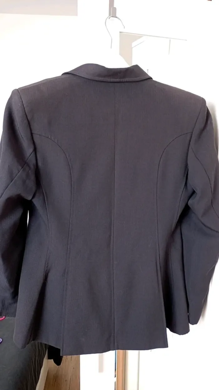 Très jolie Veste d'équitation noire - photo numéro 2