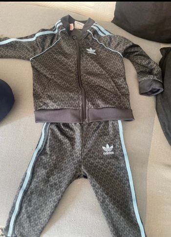 Ensemble adidas