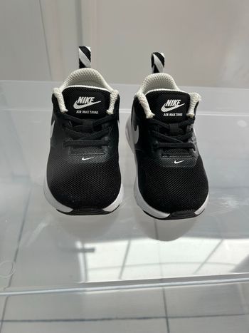 Baskets Nike bébé 19,5 mixtes neuves