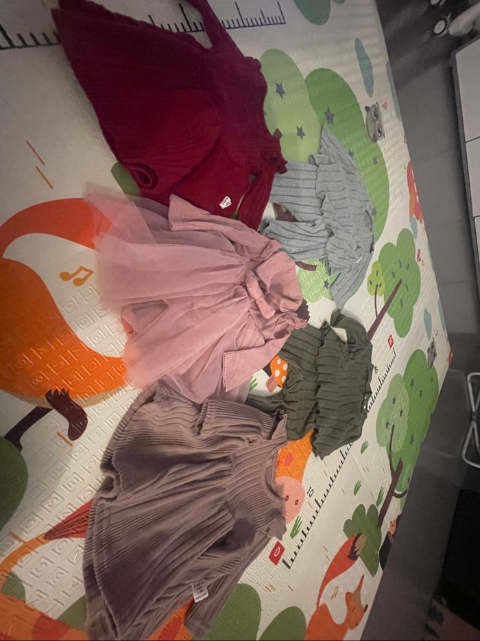 Lot vêtements - photo numéro 2
