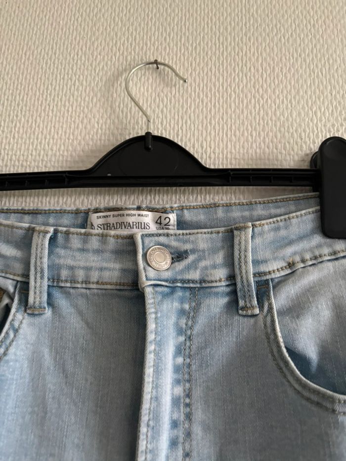 Jean bleu clair - taille 42 - photo numéro 3