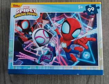 Puzzle Spider-Man + peluche sonore 