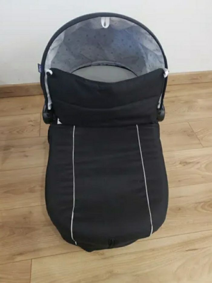 Poussette Chicco Trio (Pas d'envoi, remise en main propre Toulouse 31200) - photo numéro 4