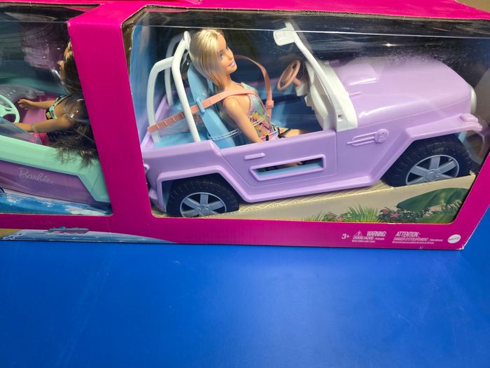 Barbie Barbie Gift Set 2 dolls, boat & Jeep (GXD66) - photo numéro 2