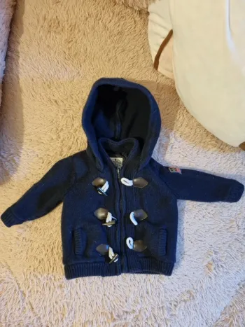 Vend veste chaude 9 mois