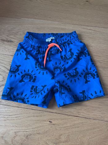 Superbe short de bain bébé 12 mois jamais porté