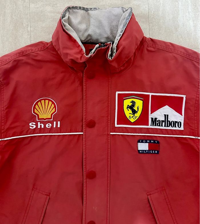 Veste Ferrari x Tommy x Marlboro - photo numéro 12