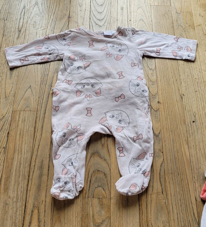 Lot vêtements 3 mois - photo numéro 4