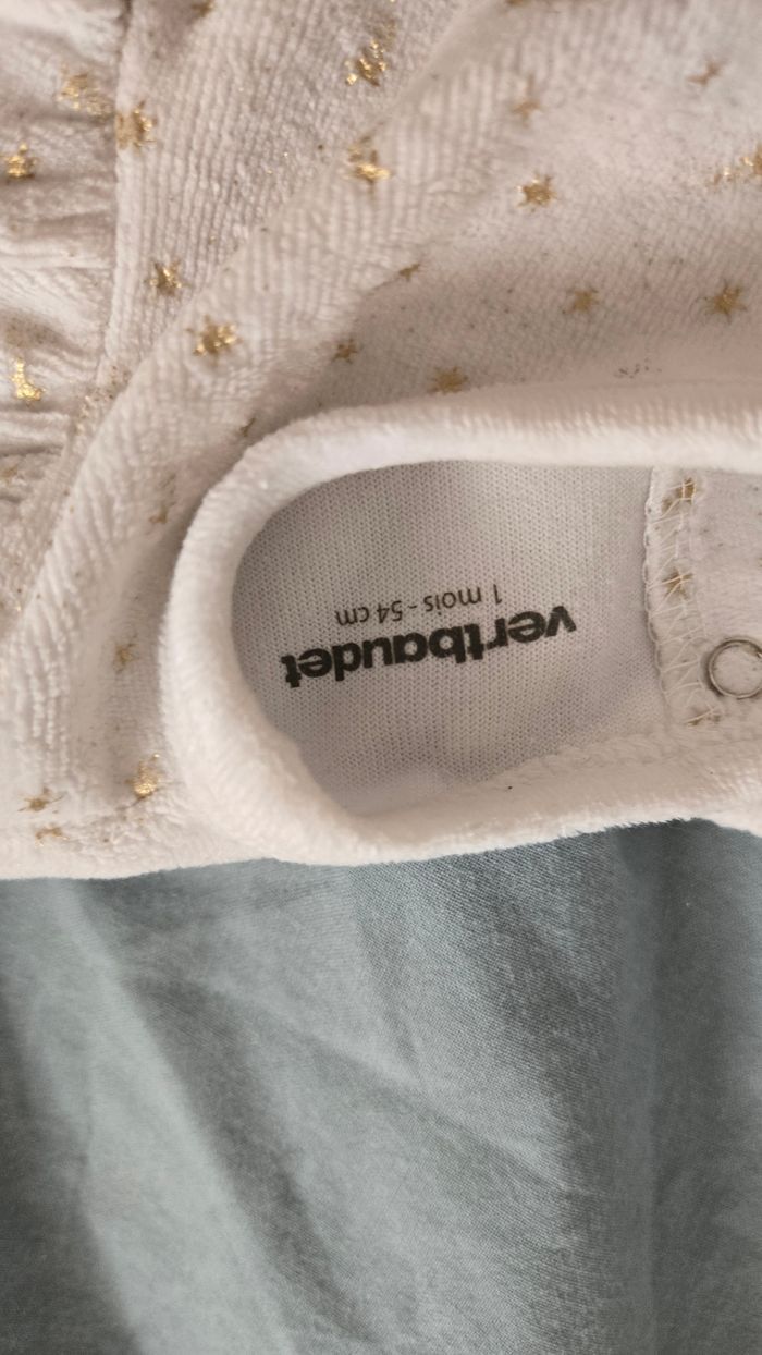 Lot vêtements bébé 1 mois - photo numéro 2