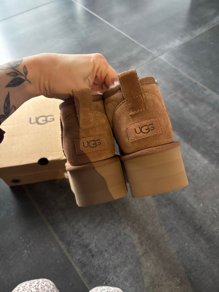Ugg plateforme 39 - photo numéro 2