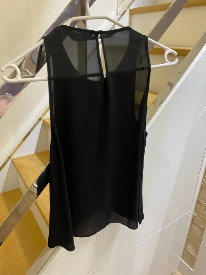 Blouse sans manches - photo numéro 4