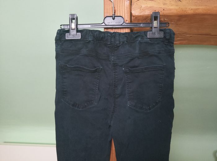 Jean noir - photo numéro 3