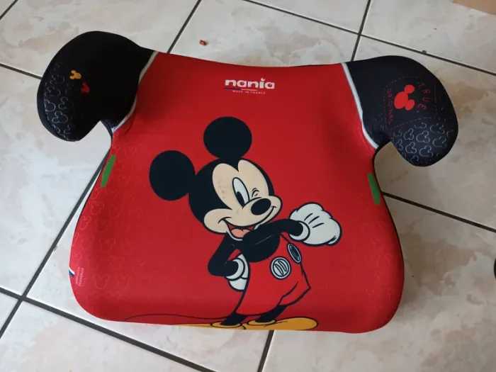 Rehausseur auto enfant Nania Mickey Mouse - Rouge et Noir
