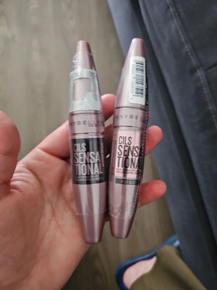 Mascara